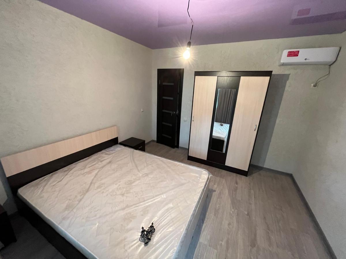 Hôtel Леон à Gagra Extérieur photo